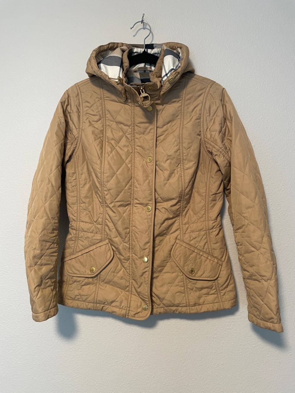 Barbour Womens Quilted Hooded Jacket in Tan